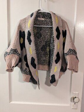 Boutique brand Fancy daisy print cardigan